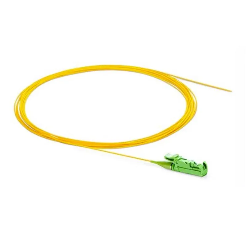 E2000/APC 0,9 ​​mm Optisen kuidun pigtail
